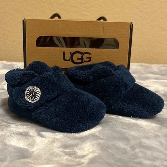 UGG Other - UGG Bixbee Baby Bootie Crib Shoe
